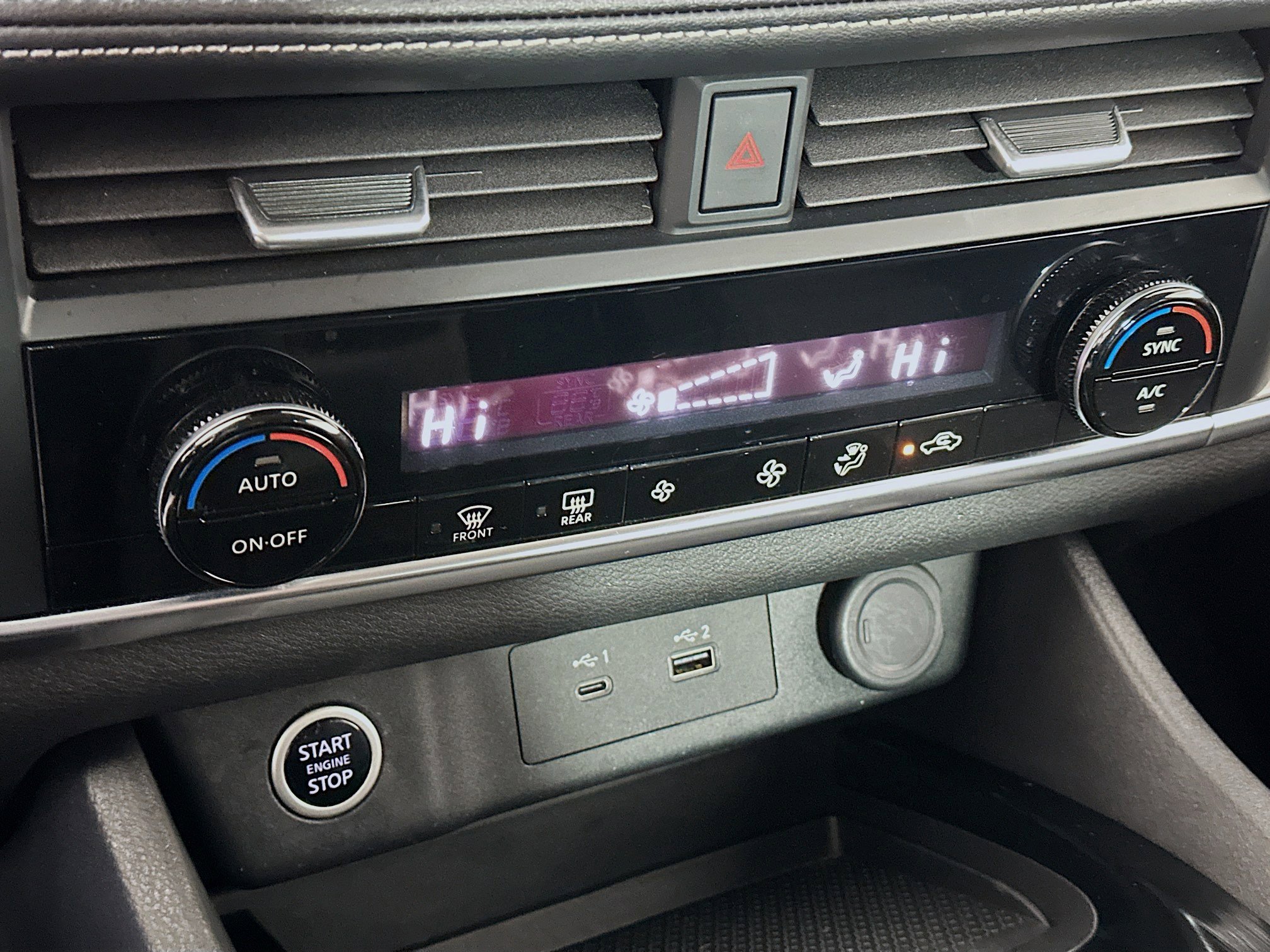 Used 2023 Nissan Rogue SV image 23