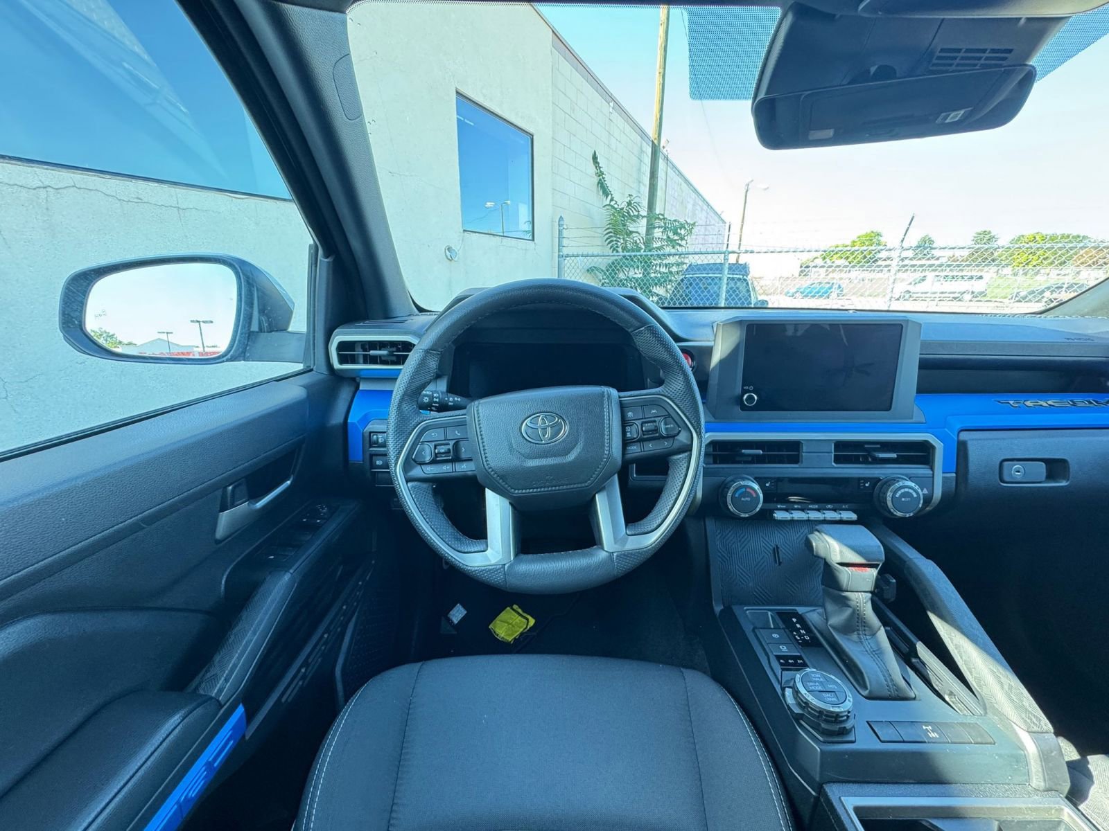 Used 2025 Toyota Tacoma SR image 32