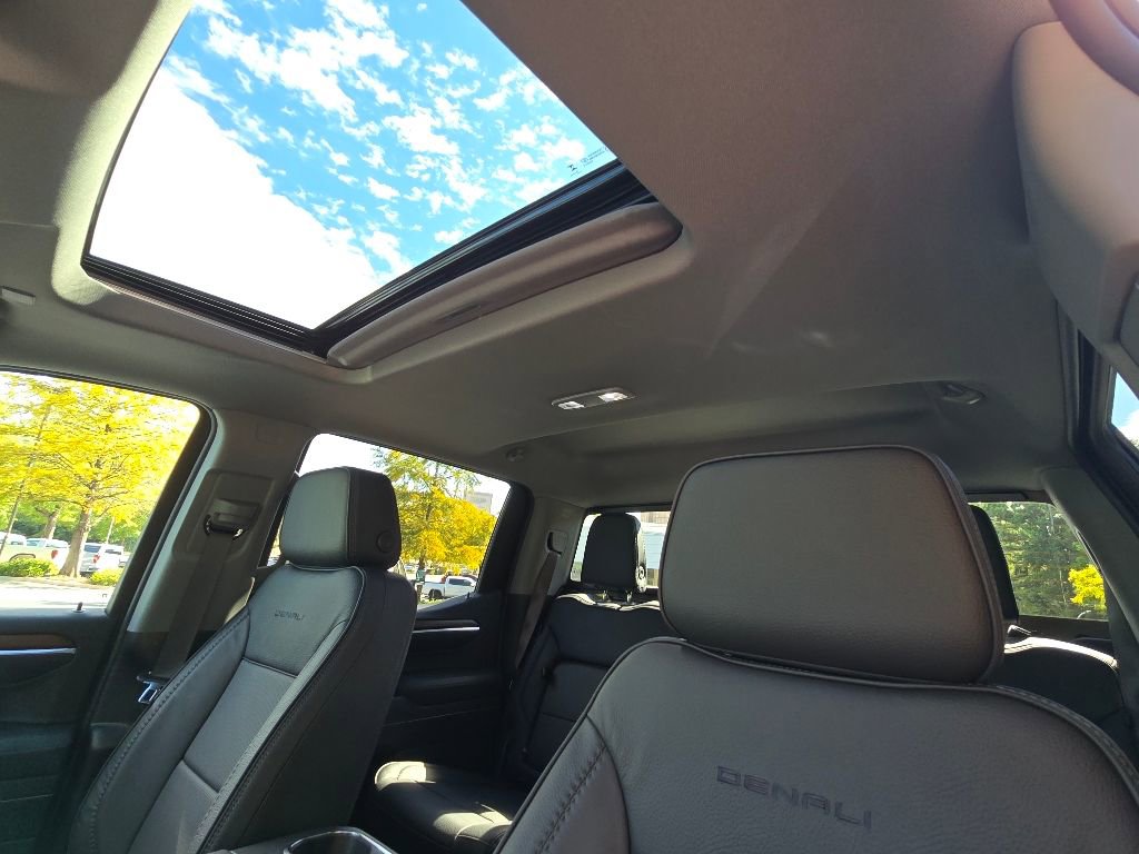 New 2026 GMC Sierra 1500 Denali w/ Technology Package image 9