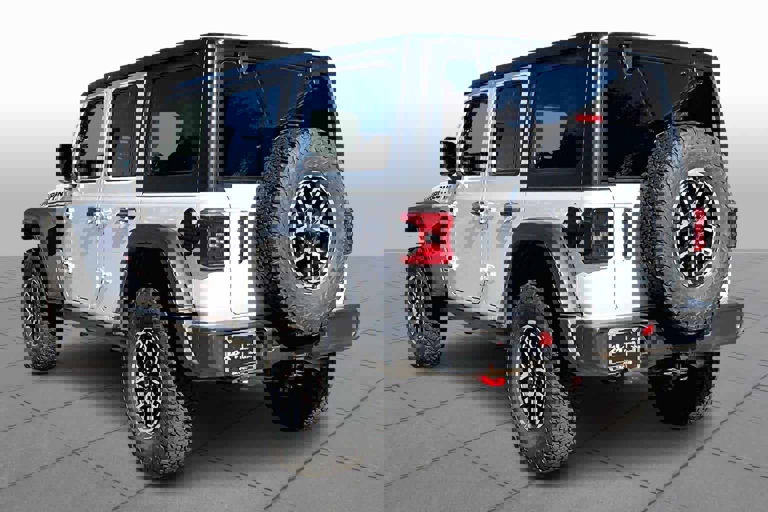 Used 2024 Jeep Wrangler Unlimited Rubicon image 11