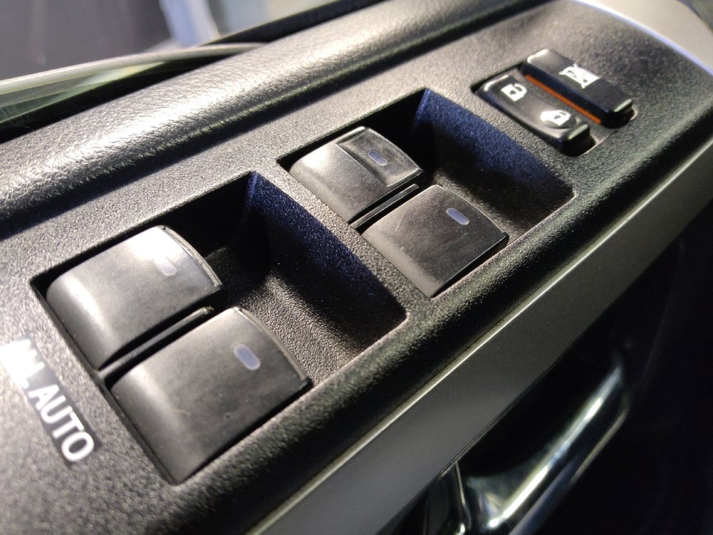 Used 2020 Toyota 4Runner SR5 Premium w/ Moonroof Package image 27