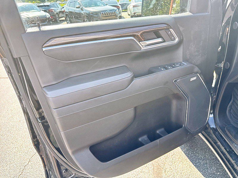 Used 2024 Chevrolet Silverado 1500 LT Trail Boss w/ LT Trail Boss Premium Package AWD/4WD image 18
