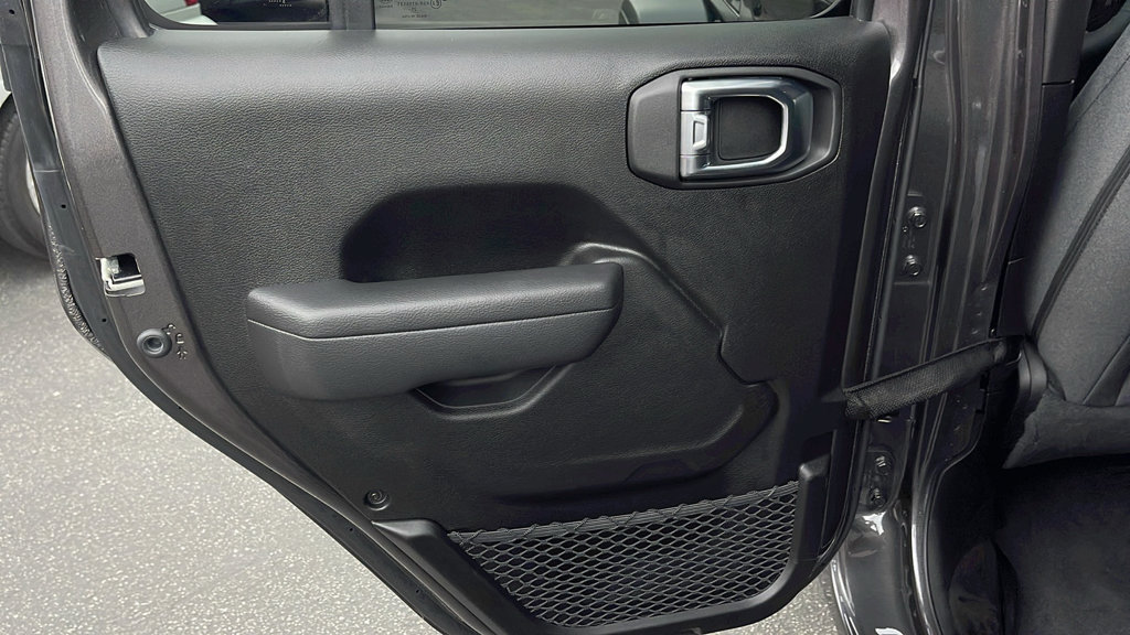 Used 2026 Jeep Wrangler Unlimited Sport AWD/4WD image 14