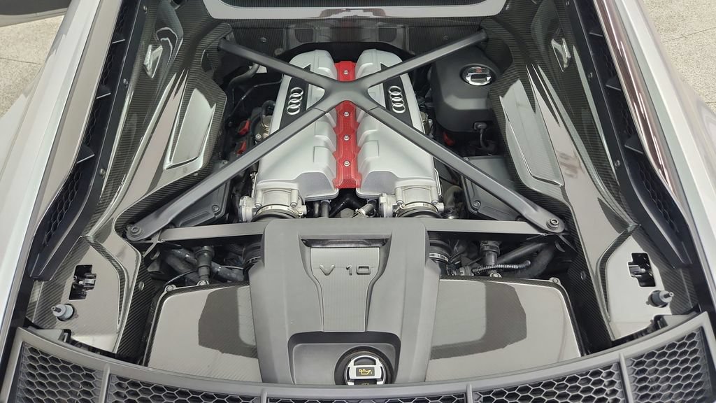 Used 2017 Audi R8 V10 plus AWD/4WD image 49