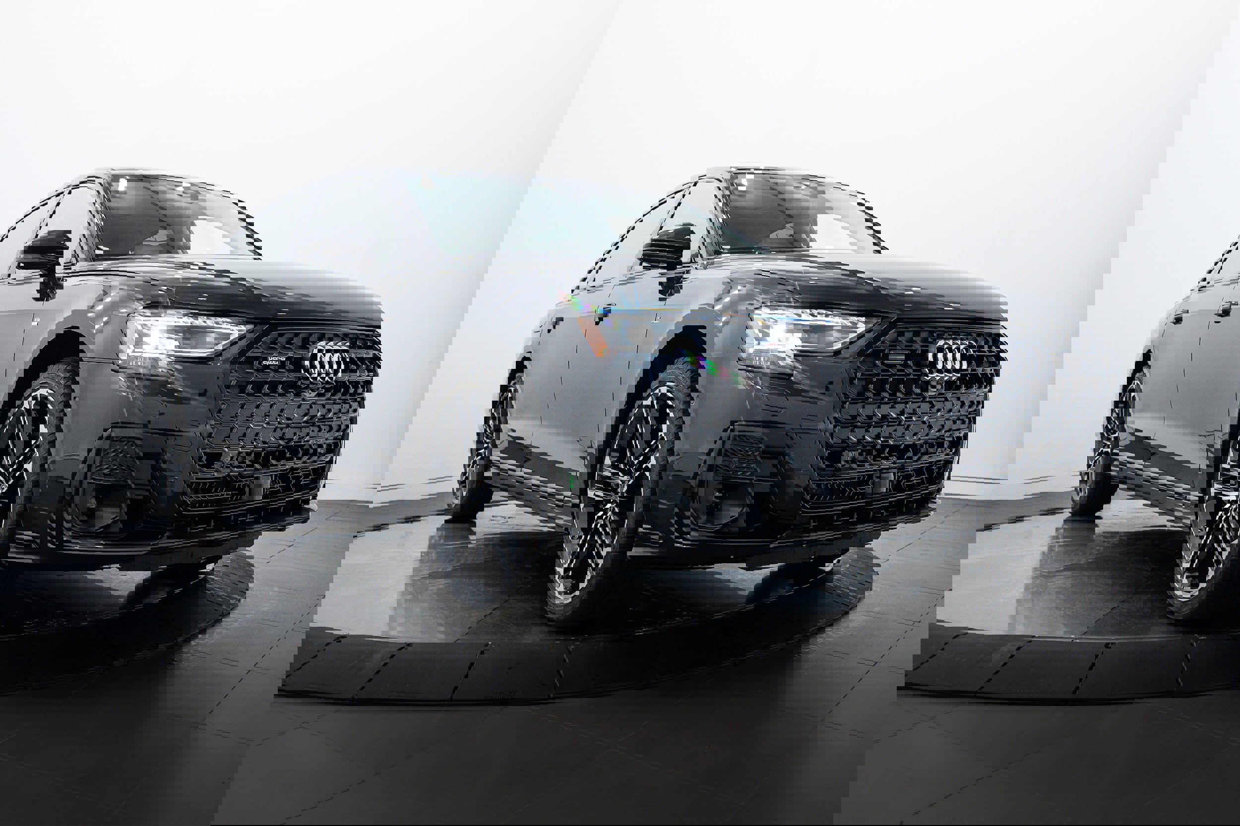 New 2025 Audi A8 L 3.0T image 1