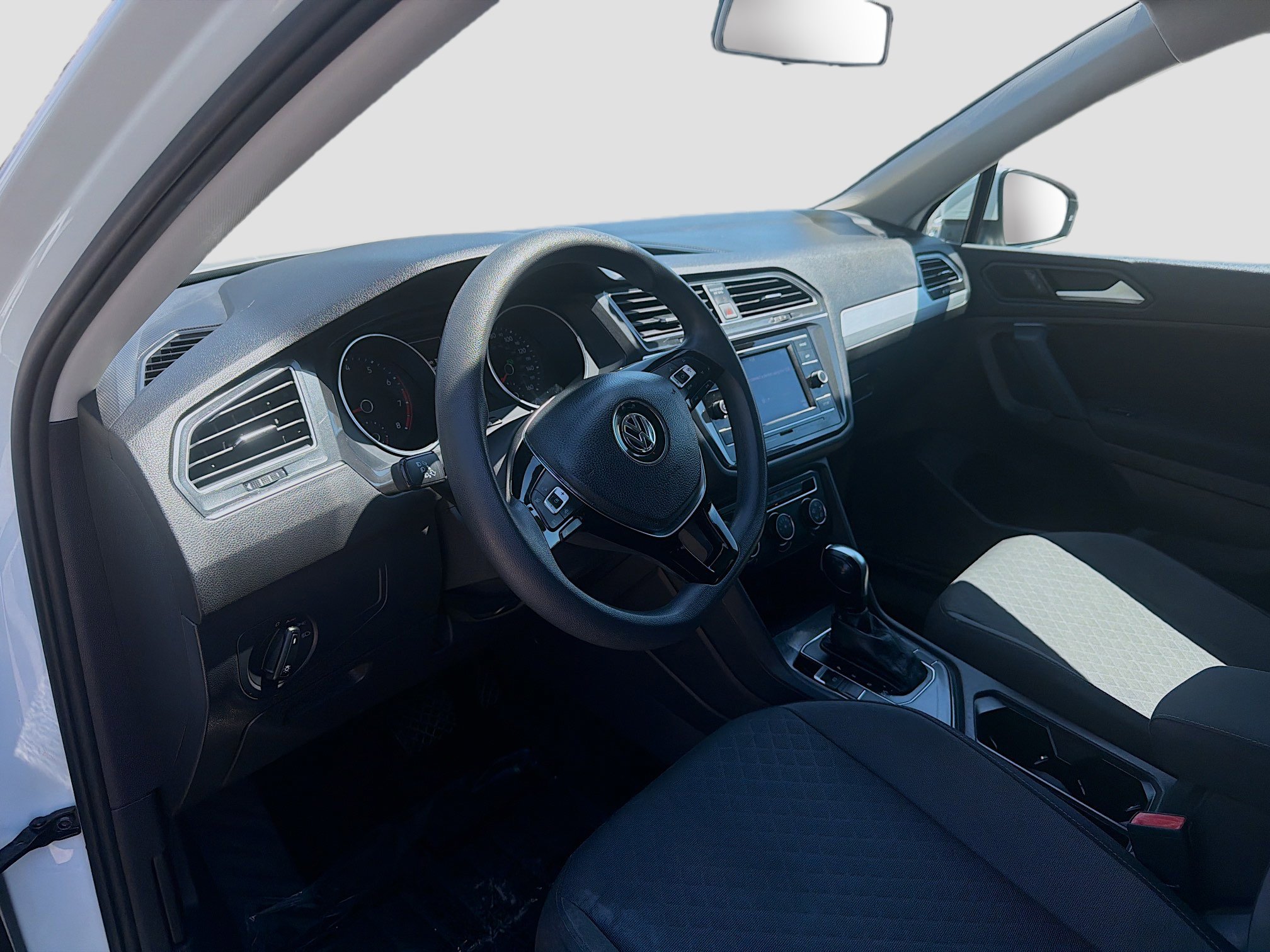 Used 2019 Volkswagen Tiguan S w/ Driver Assistance Package image 7