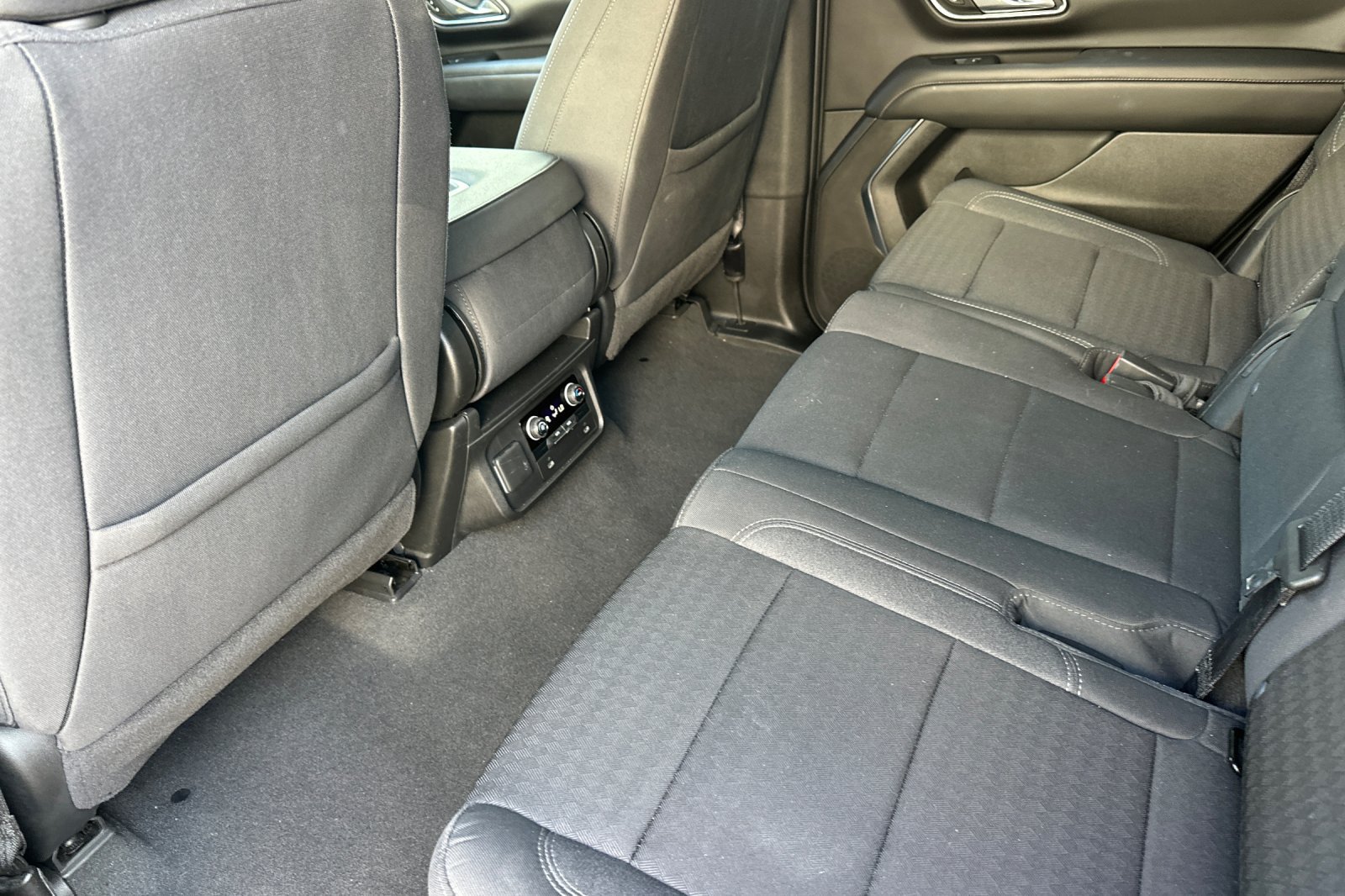Used 2024 Chevrolet Tahoe LS w/ Driver Alert Package RWD image 12