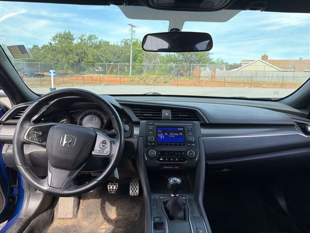 Used 2018 Honda Civic Sport image 12