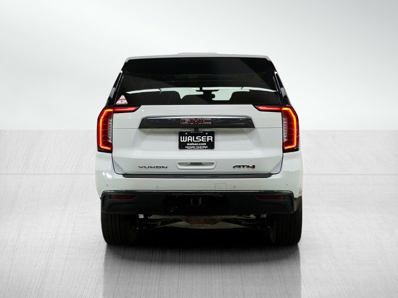 Used 2021 GMC Yukon AT4 w/ AT4 Premium Plus Package AWD/4WD image 4