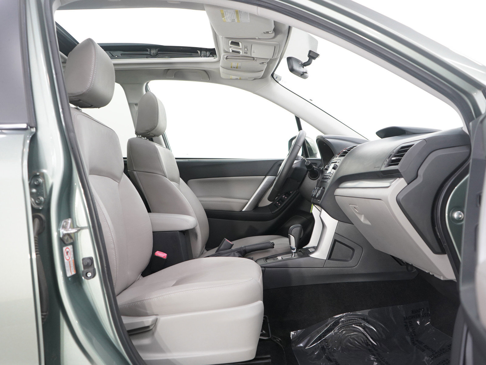 Used 2015 Subaru Forester 2.5i Limited image 11