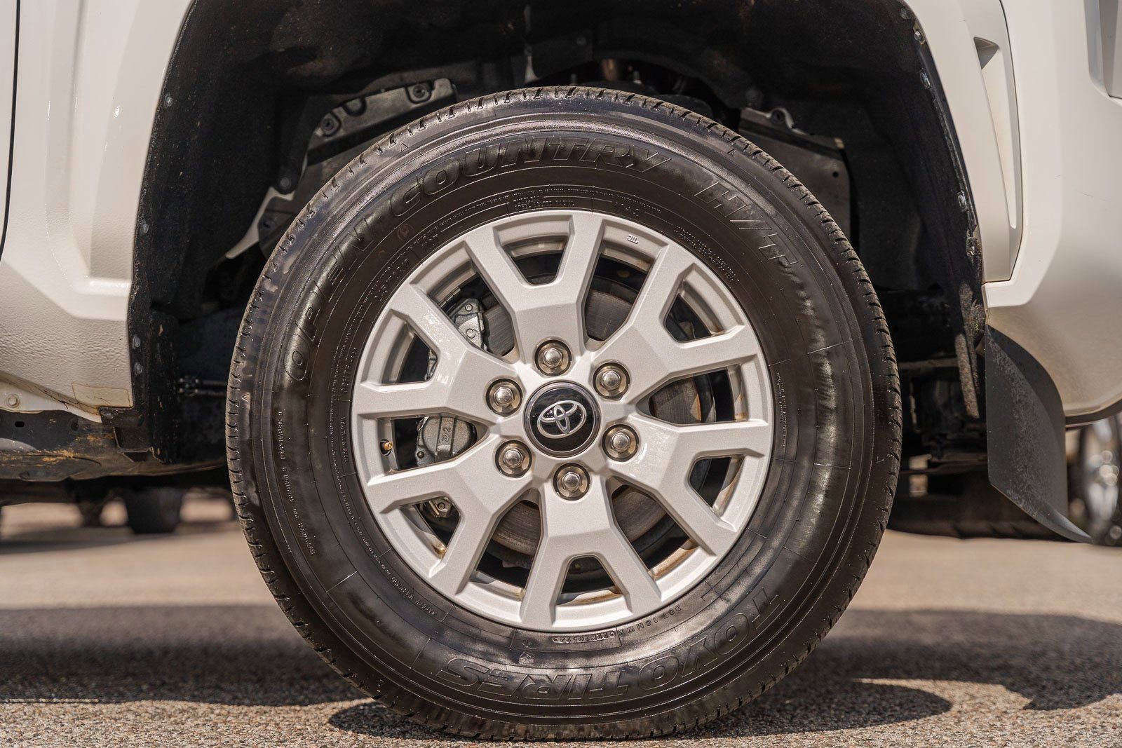 Used 2024 Toyota Tacoma SR5 image 9