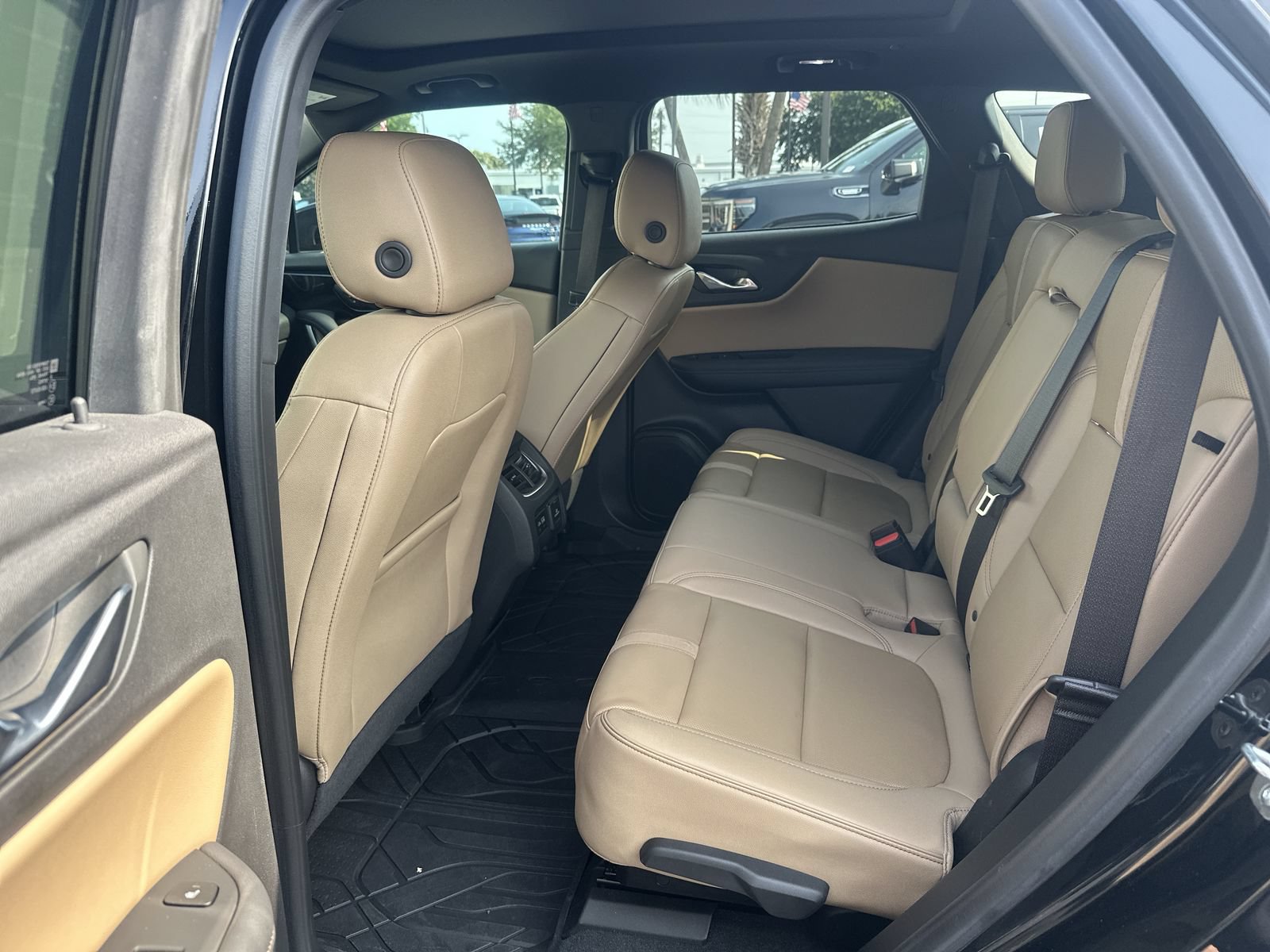 Used 2023 Chevrolet Blazer Premier w/ Driver Confidence II Package FWD image 31