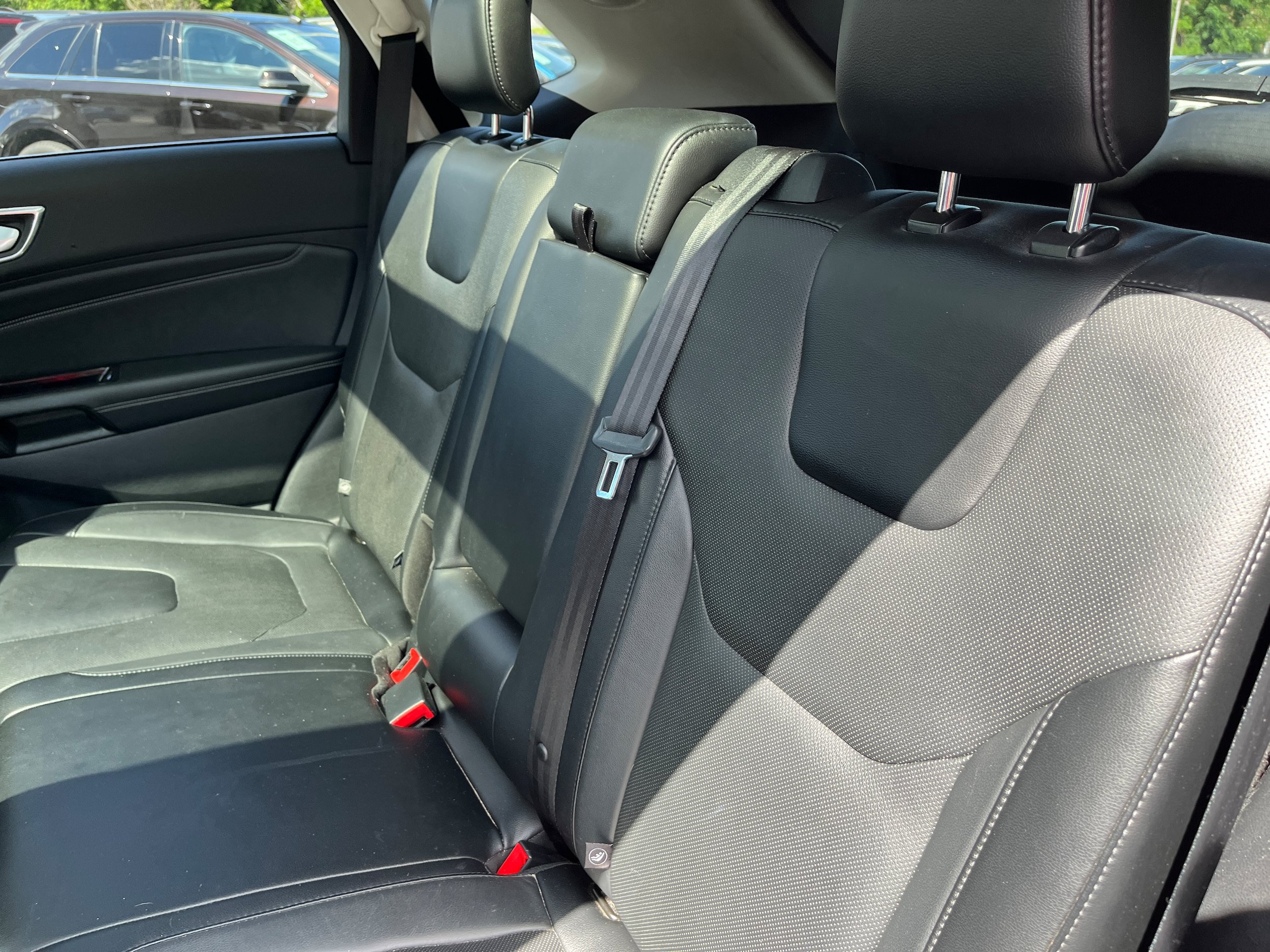 Used 2016 Ford Edge Titanium w/ Equipment Group 301A AWD/4WD image 13