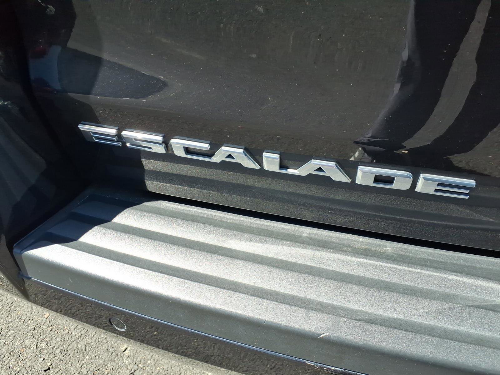 Used 2019 Cadillac Escalade Luxury AWD/4WD image 11