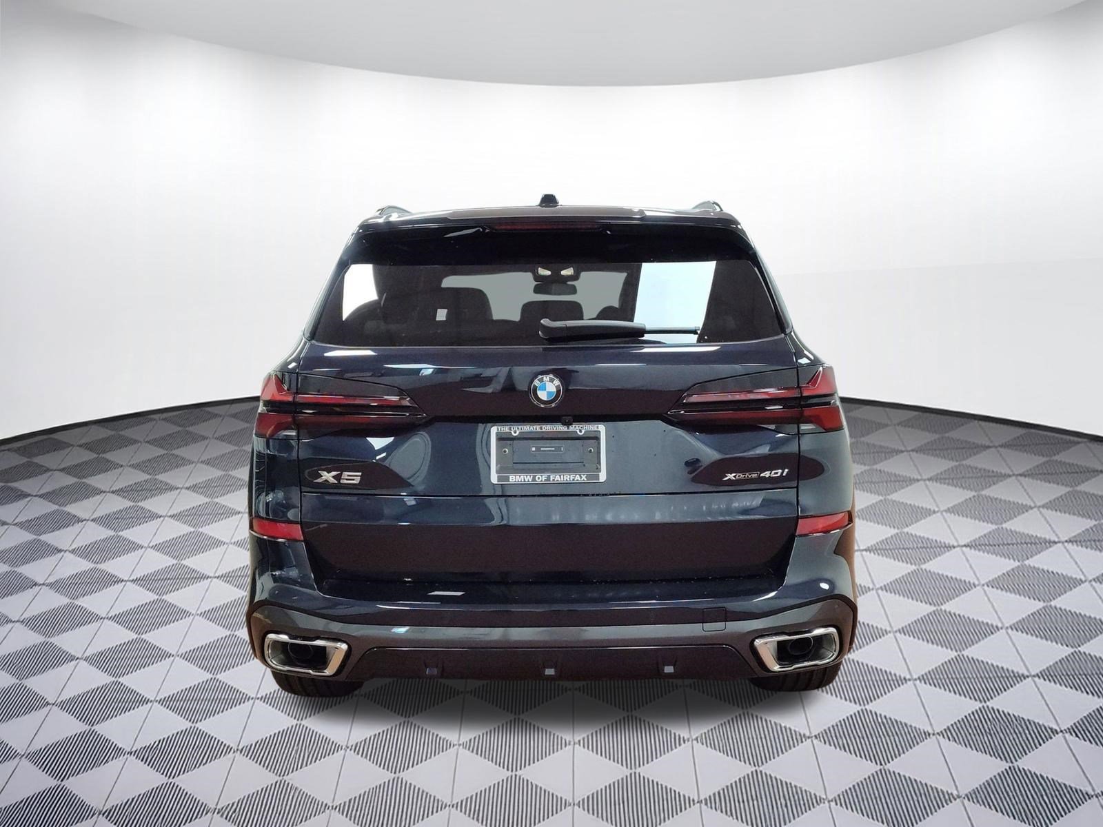 Used 2026 BMW X5 xDrive40i w/ Executive Package image 9