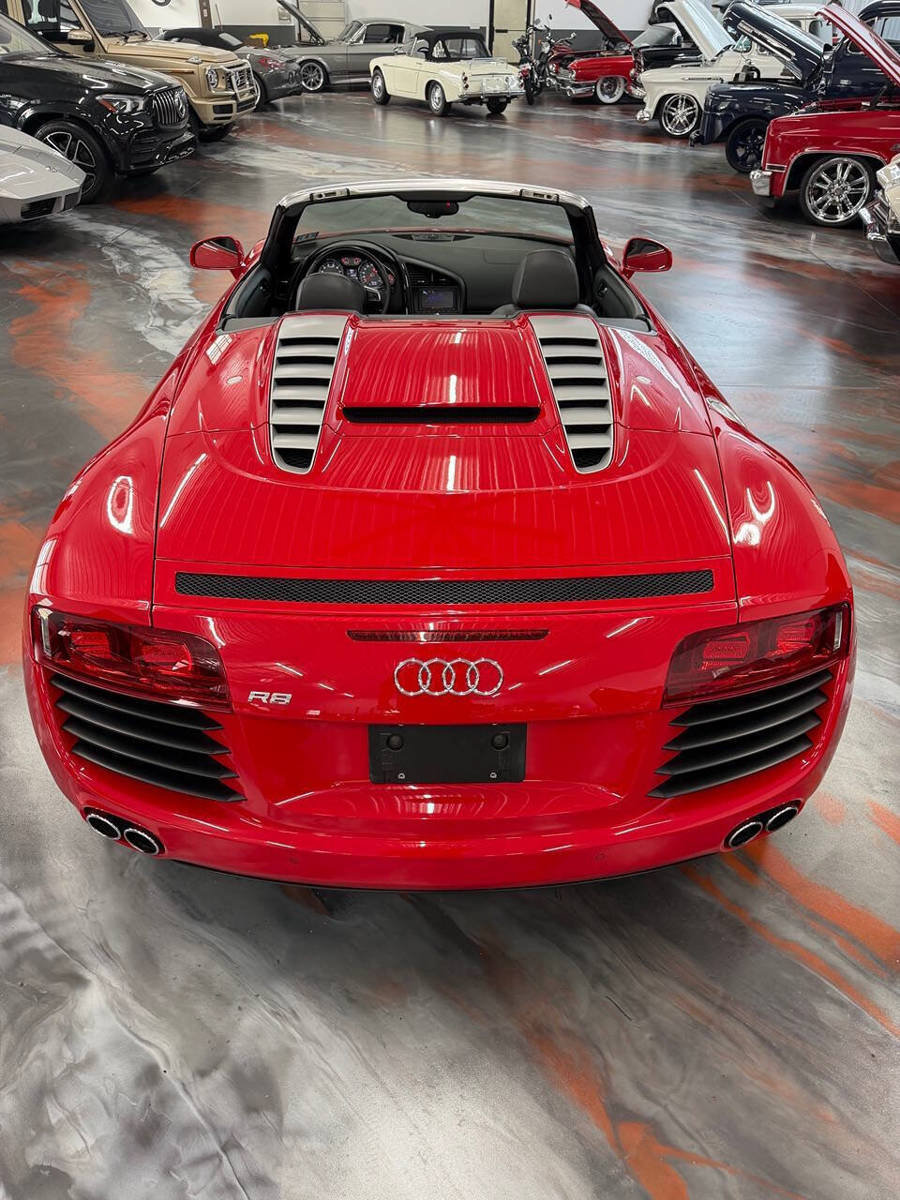 Used 2011 Audi R8 V8 AWD/4WD image 4