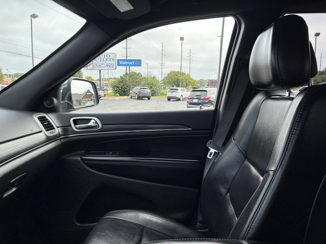 Used 2019 Jeep Grand Cherokee Limited AWD/4WD image 32