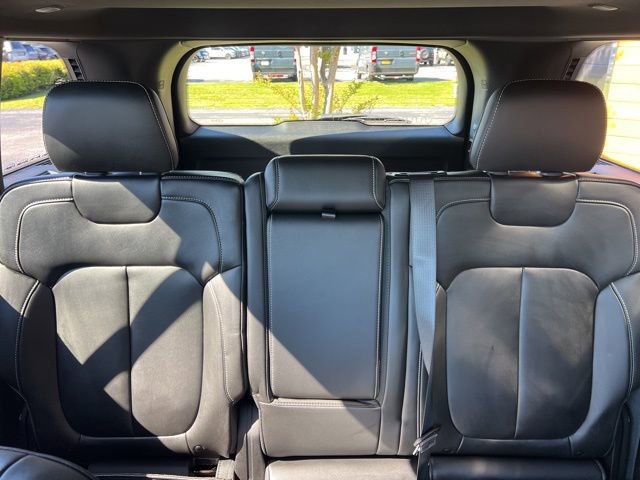 New 2026 Jeep Grand Cherokee Limited w/ Limited Altitude Package RWD image 18