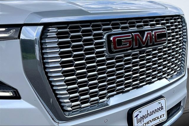 Used 2023 GMC Yukon Denali w/ Denali Reserve Package AWD/4WD image 32