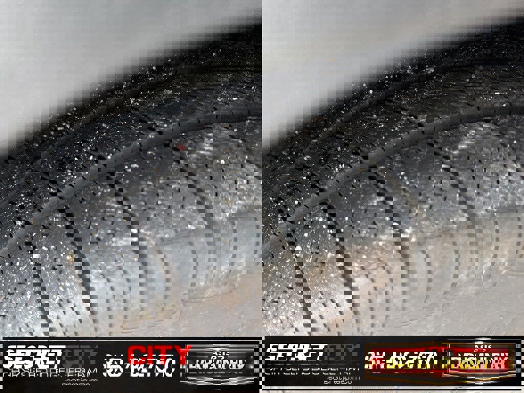 Used 2018 Hyundai Santa Fe Sport image 22