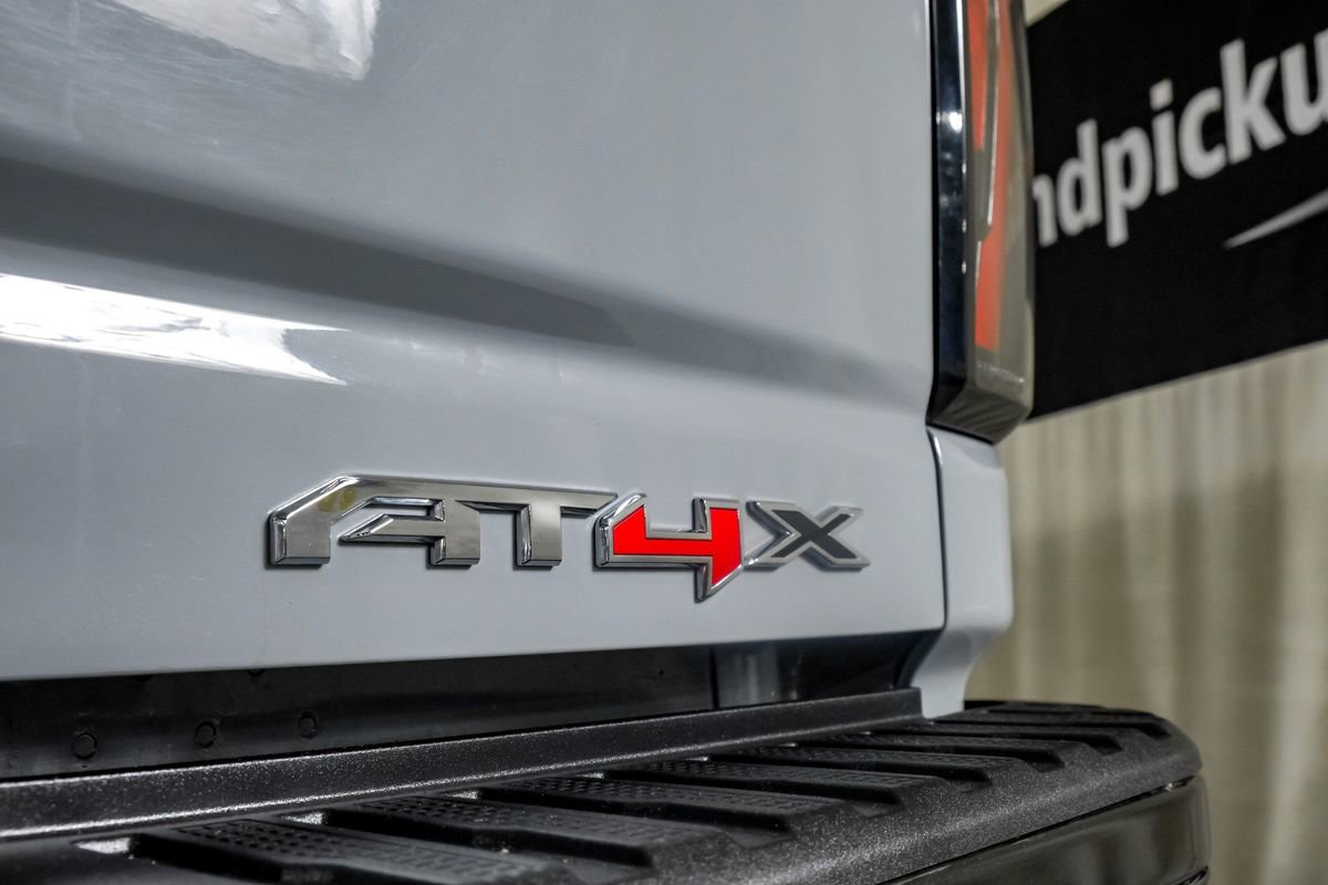 Used 2024 GMC Sierra 2500 AT4X image 47