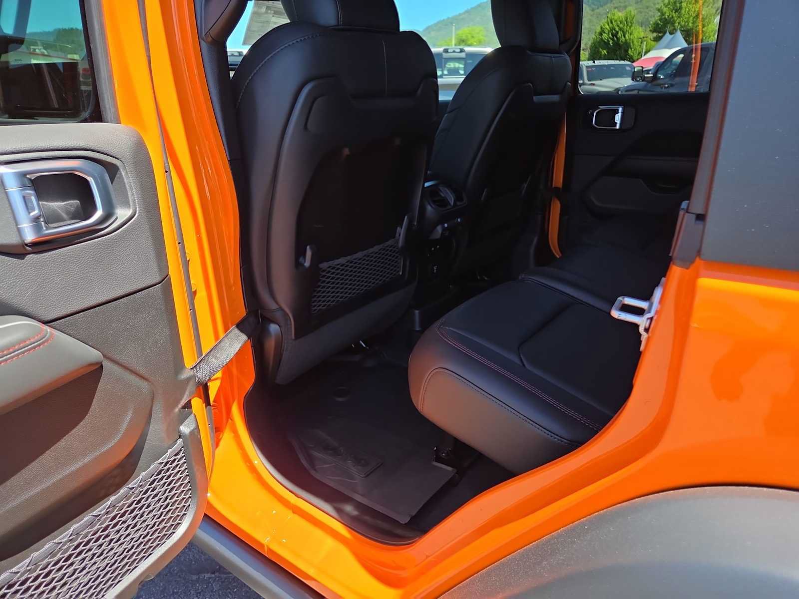 New 2026 Jeep Wrangler Unlimited Rubicon AWD/4WD image 20