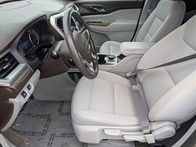 Used 2022 GMC Acadia SLE image 15