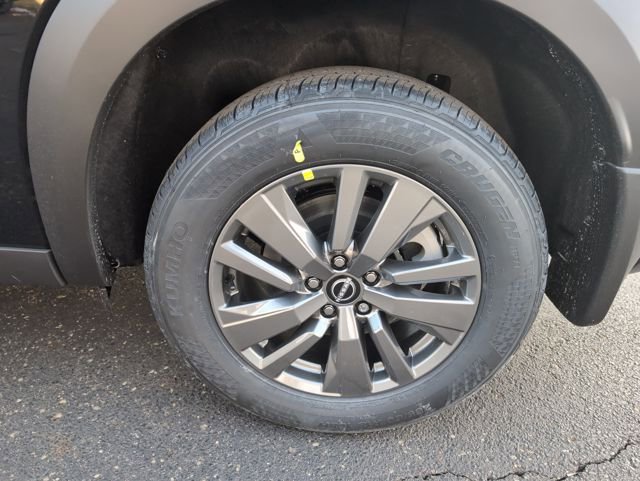 New 2025 Nissan Pathfinder SV image 24