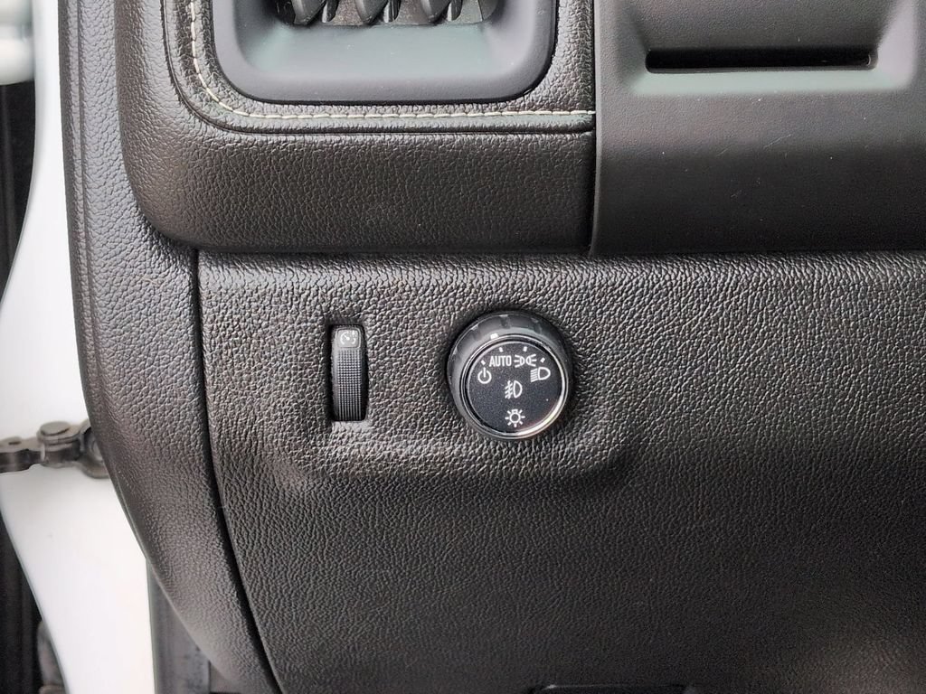 Used 2018 GMC Canyon Denali RWD image 19
