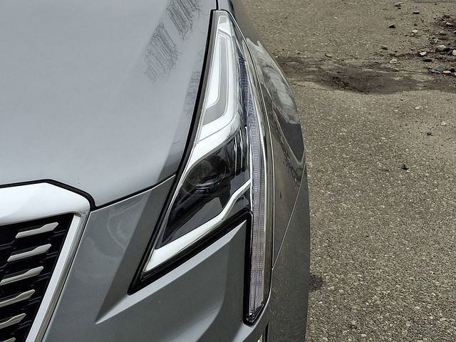 Used 2025 Cadillac XT5 Premium Luxury image 7