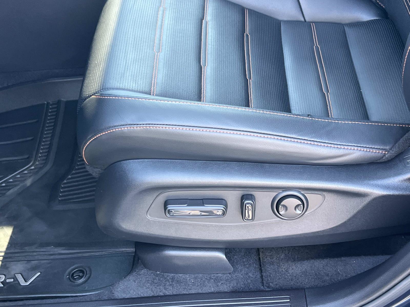 Certified 2025 Honda CR-V Sport Touring image 20