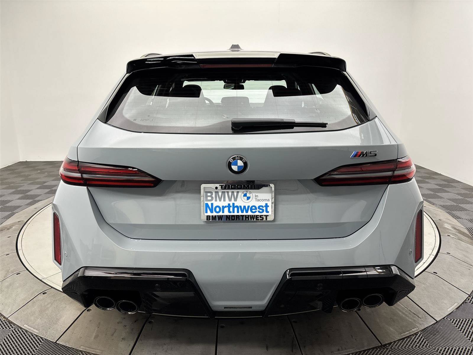New 2027 BMW M5 Touring AWD/4WD image 15