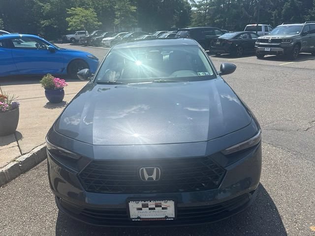 Used 2023 Honda Accord EX image 2