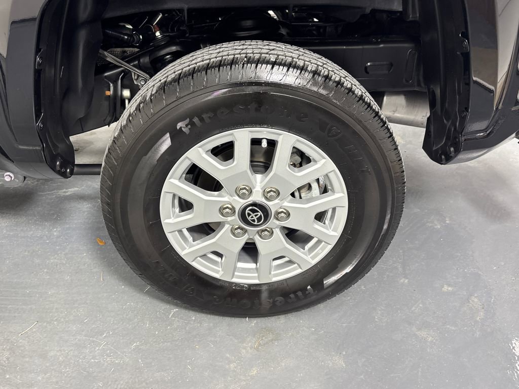 Certified 2025 Toyota Tacoma SR5 image 34