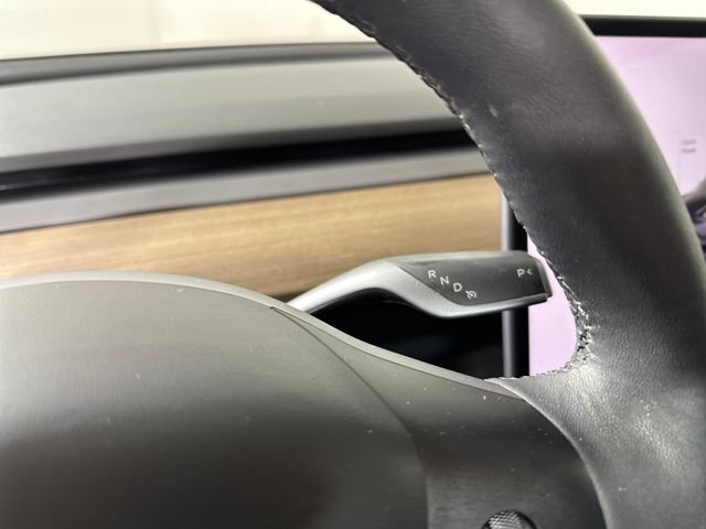 Used 2023 Tesla Model 3 Standard Range image 17