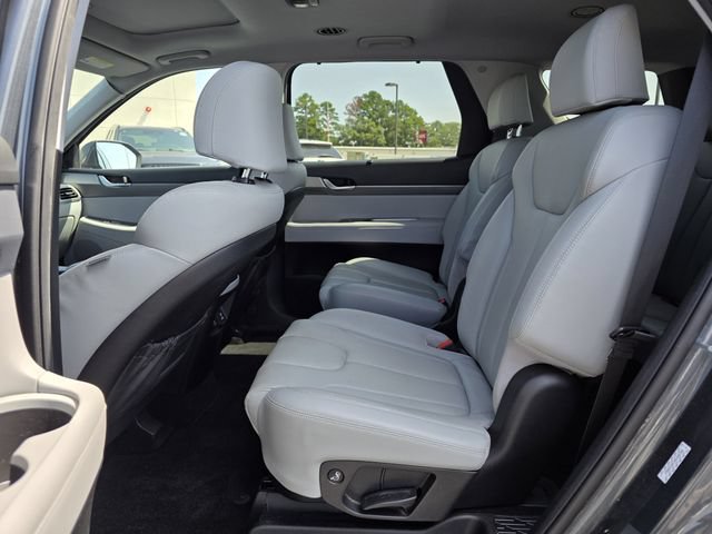 Used 2022 Hyundai Palisade SEL w/ Premium Package FWD image 17