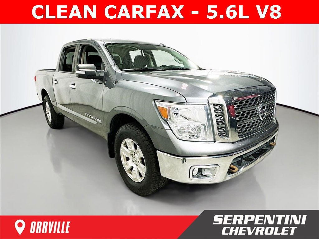 Used 2018 Nissan Titan SV image 1