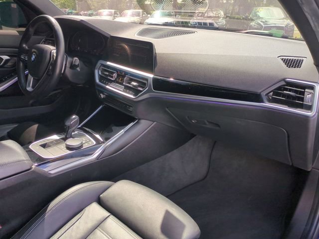 Used 2019 BMW 330i Sedan w/ Driving Assistance Package image 29
