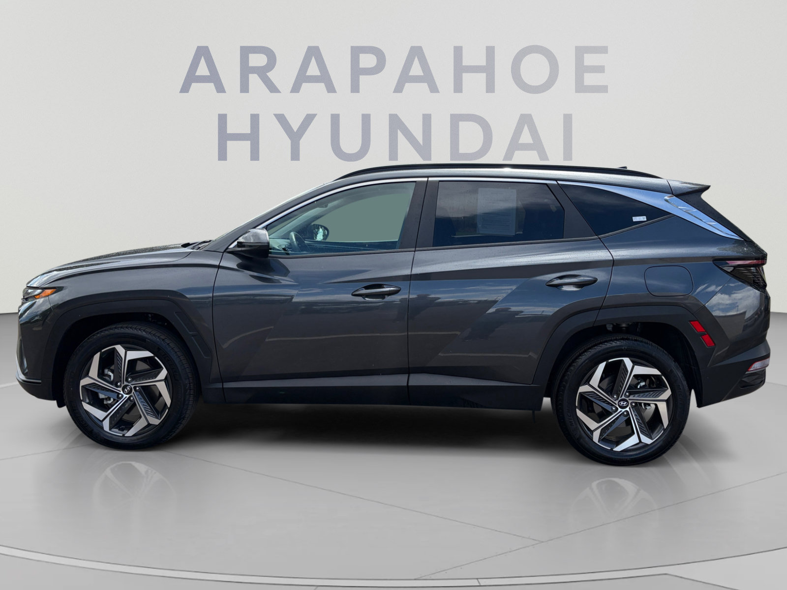 Used 2024 Hyundai Tucson SEL w/ Convenience Package AWD/4WD image 2