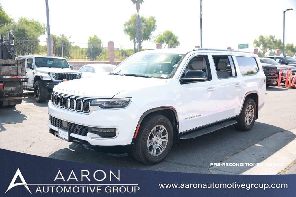 Used 2023 Jeep Wagoneer L 4WD w/ Rear Seat Video Group 1