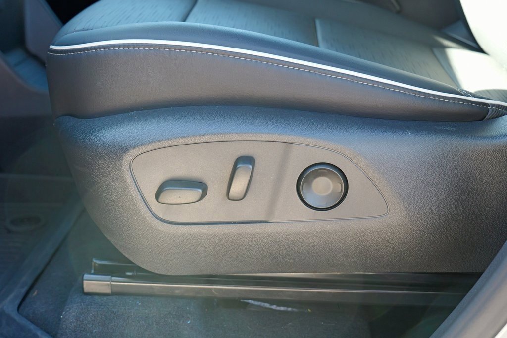 New 2026 Buick Enclave Sport Touring w/ Super Cruise Package image 20