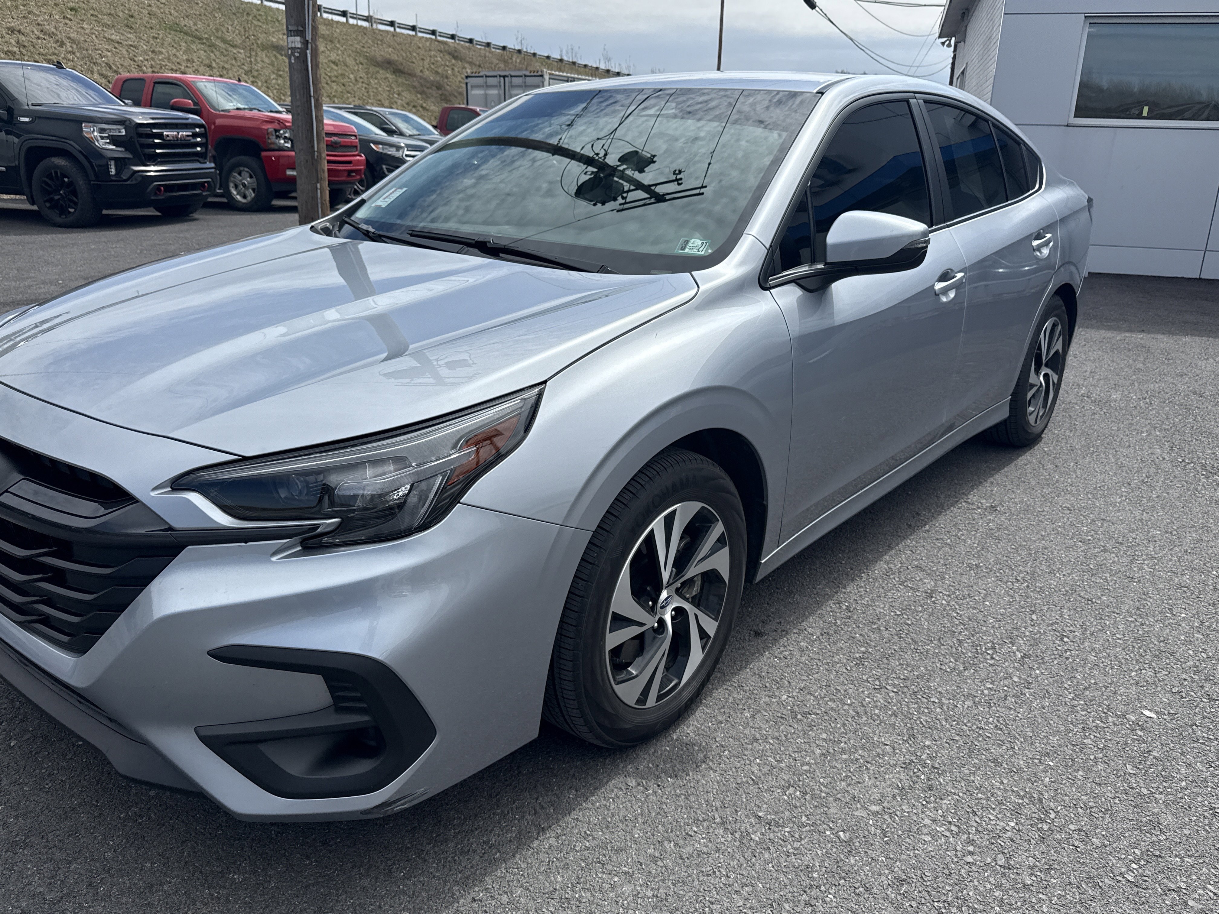 Used 2025 Subaru Legacy Premium image 7