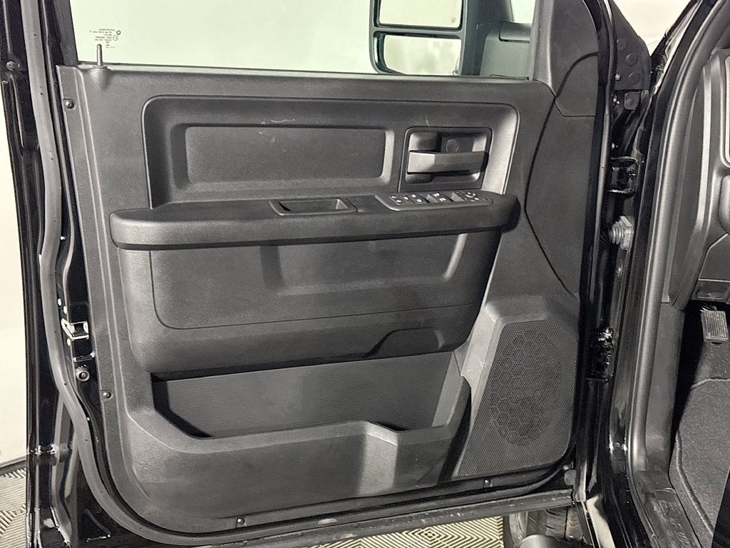 New 2026 RAM 3500 Tradesman AWD/4WD image 10