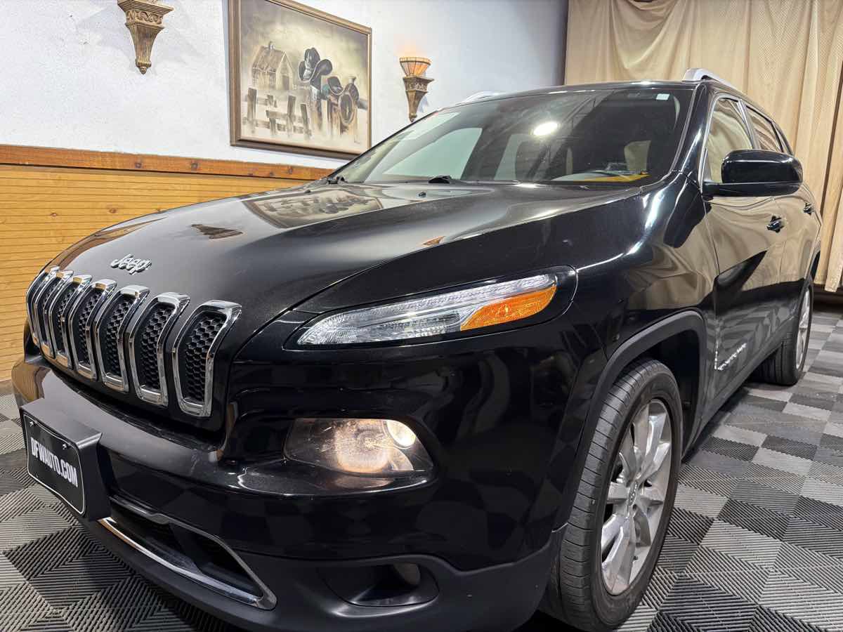 Used 2015 Jeep Cherokee Limited image 5