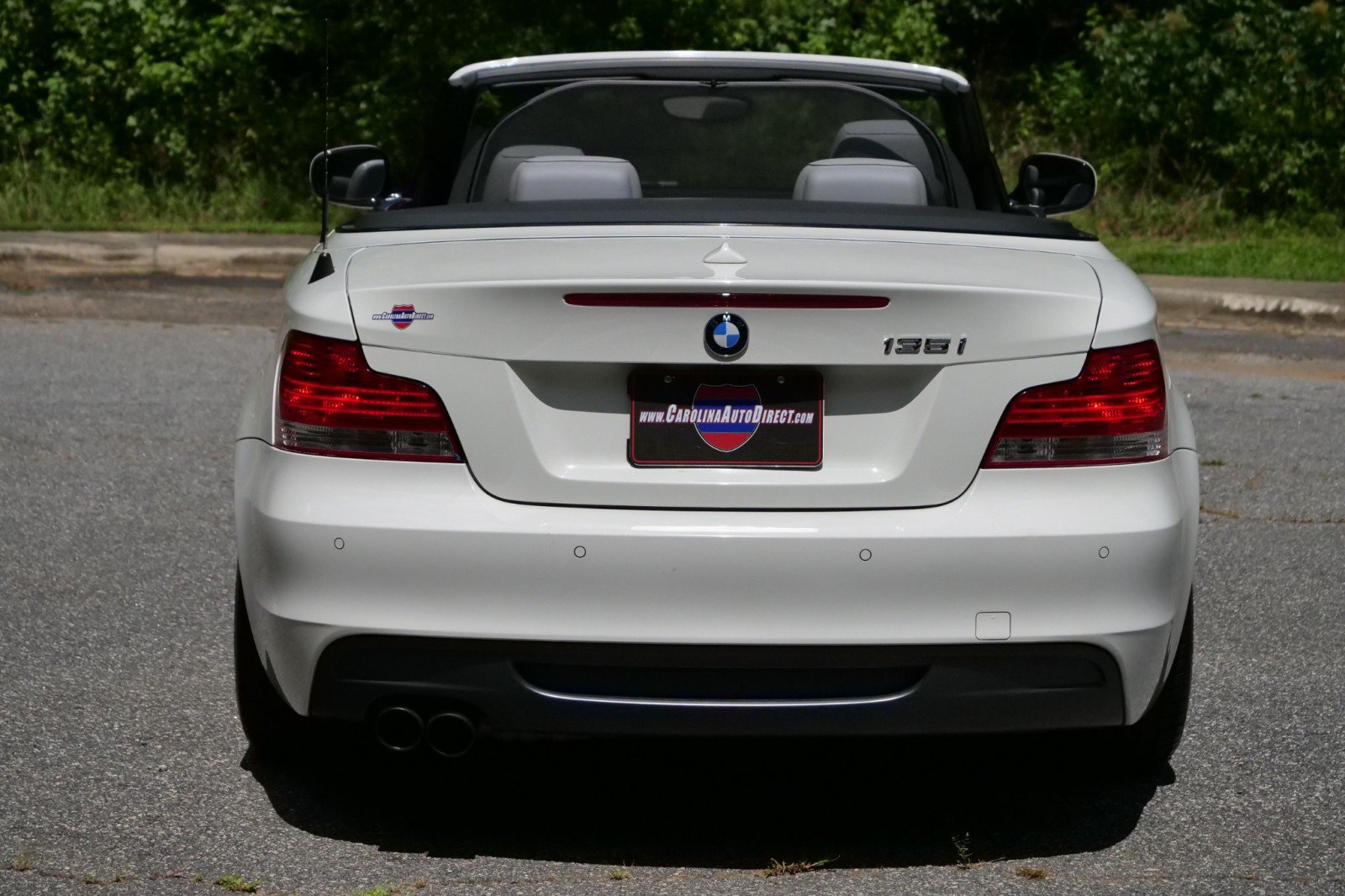 Used 2011 BMW 135i Convertible RWD image 8