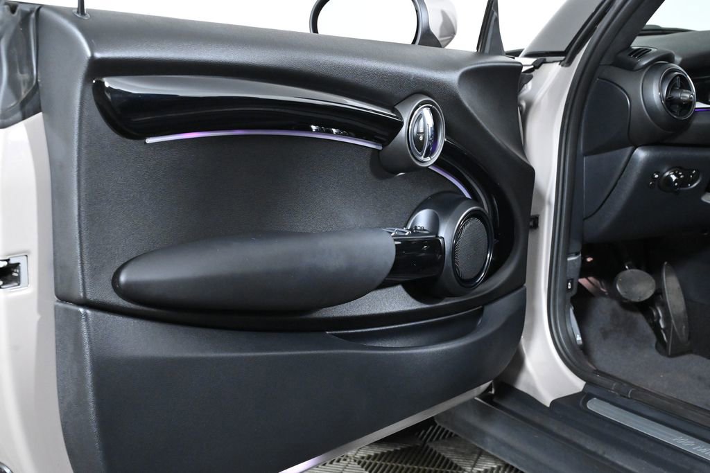 Certified 2024 MINI Cooper S FWD image 28