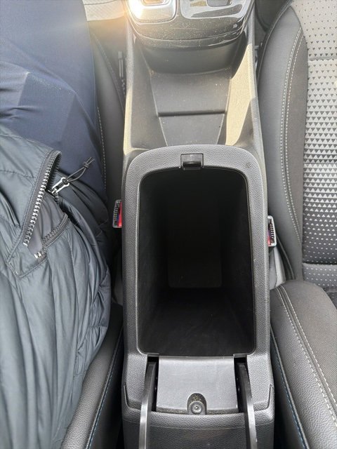 Used 2025 Chevrolet Trax LT w/ LT Convenience Package image 27