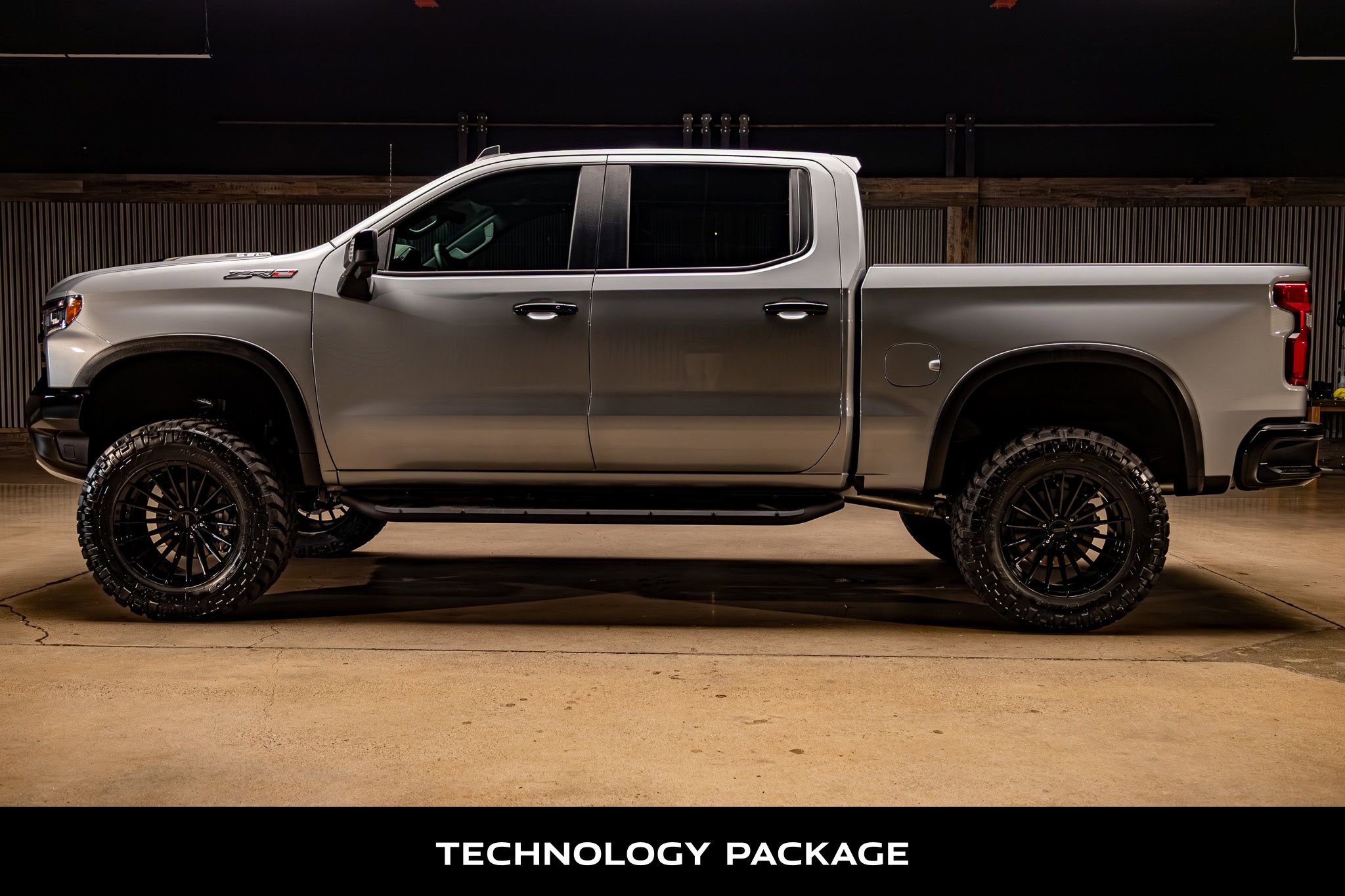 Used 2024 Chevrolet Silverado 1500 ZR2 w/ Technology Package image 6