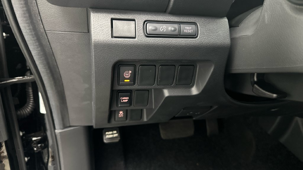 New 2026 Nissan Frontier SV w/ All-Weather Content Package AWD/4WD image 20