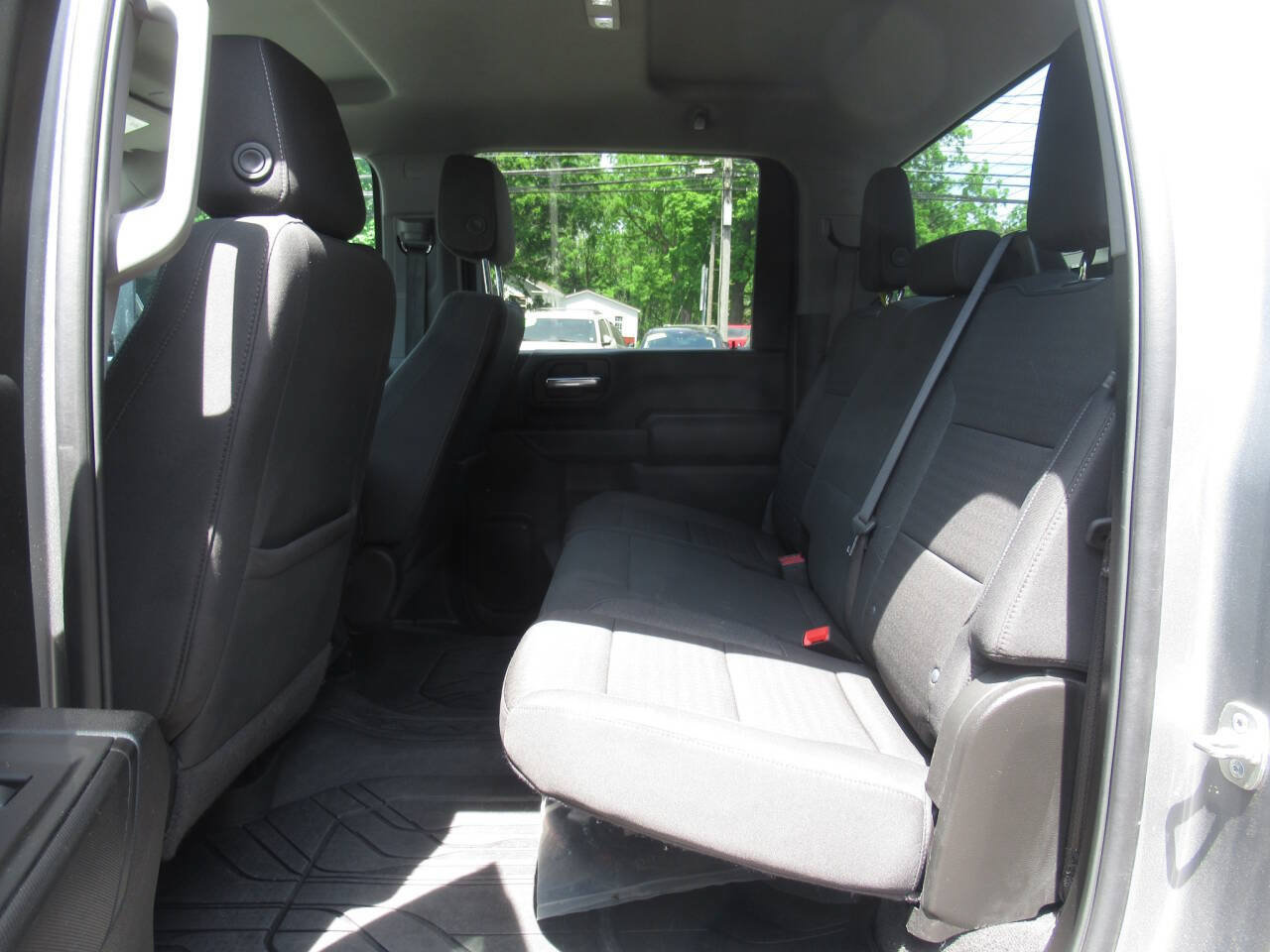 Used 2025 Chevrolet Silverado 2500 Custom w/ Custom Value Package AWD/4WD image 17